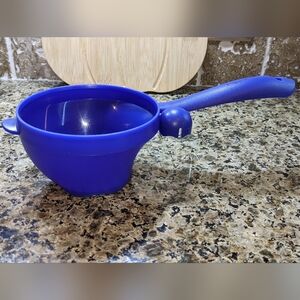 Handled Strainer Colander Sieve Pot-rest Notch Cobalt Blue RARE Vtg Tupperware